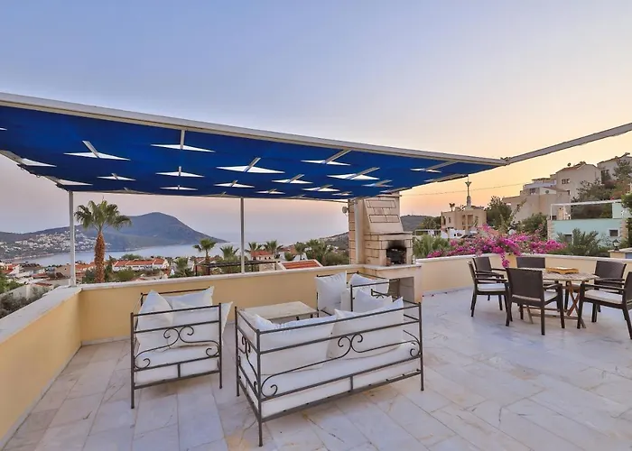 Caretta Vila Kalkan